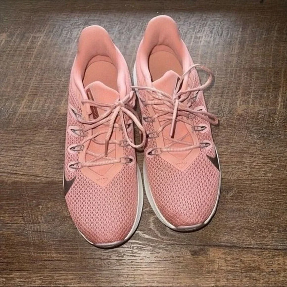 Nike Women’s Quest 2 Trail Running Shoes - Picture 2 of 6